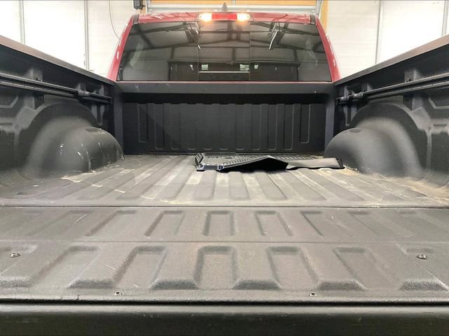 Used 2021 RAM 1500 Laramie w/ Sport Appearance Package AWD/4WD image 32