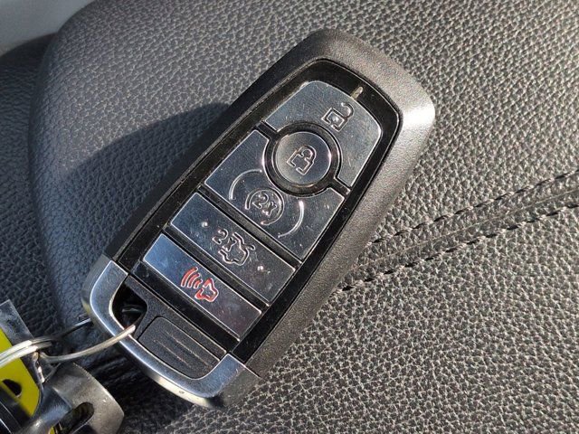 Used 2019 Ford Mustang GT Premium RWD image 27