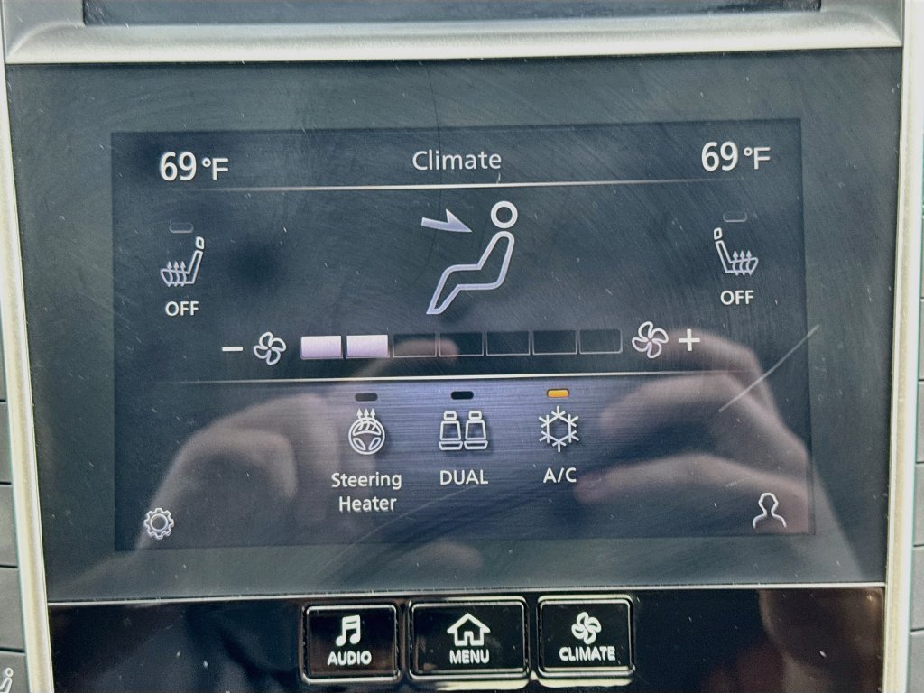Certified 2023 INFINITI Q50 Luxe w/ Cargo Package AWD/4WD image 16