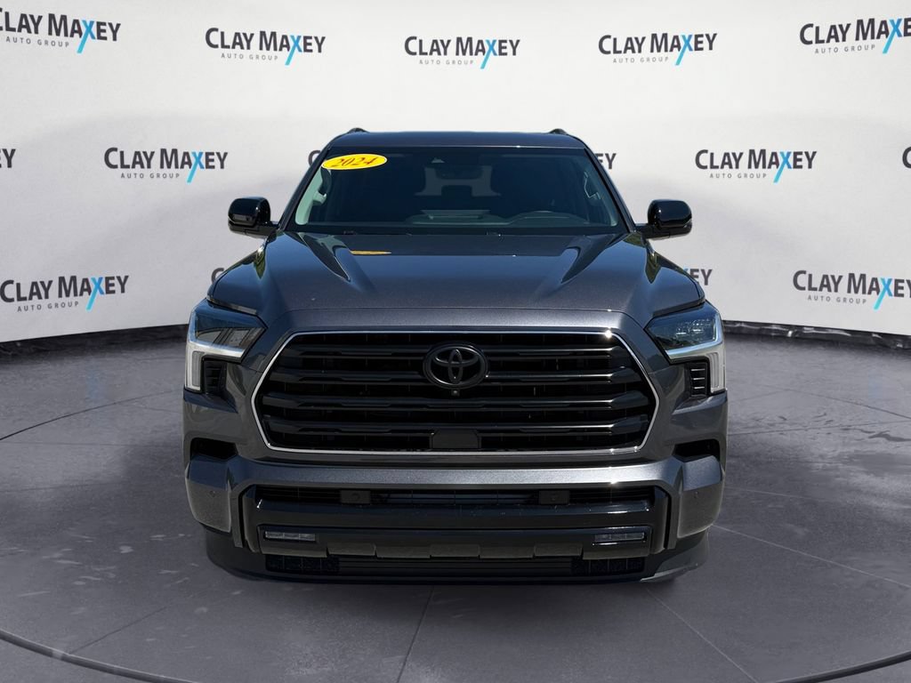 Used 2024 Toyota Sequoia Limited AWD/4WD image 8