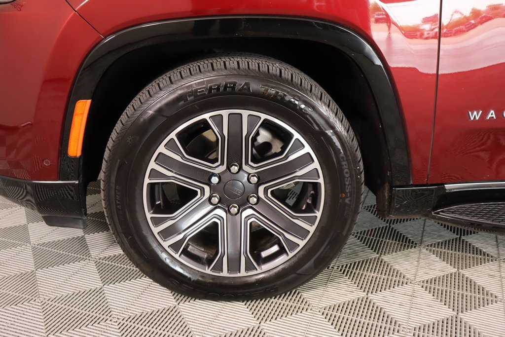 Used 2022 Jeep Wagoneer Series III w/ Flexible Seating Group image 19