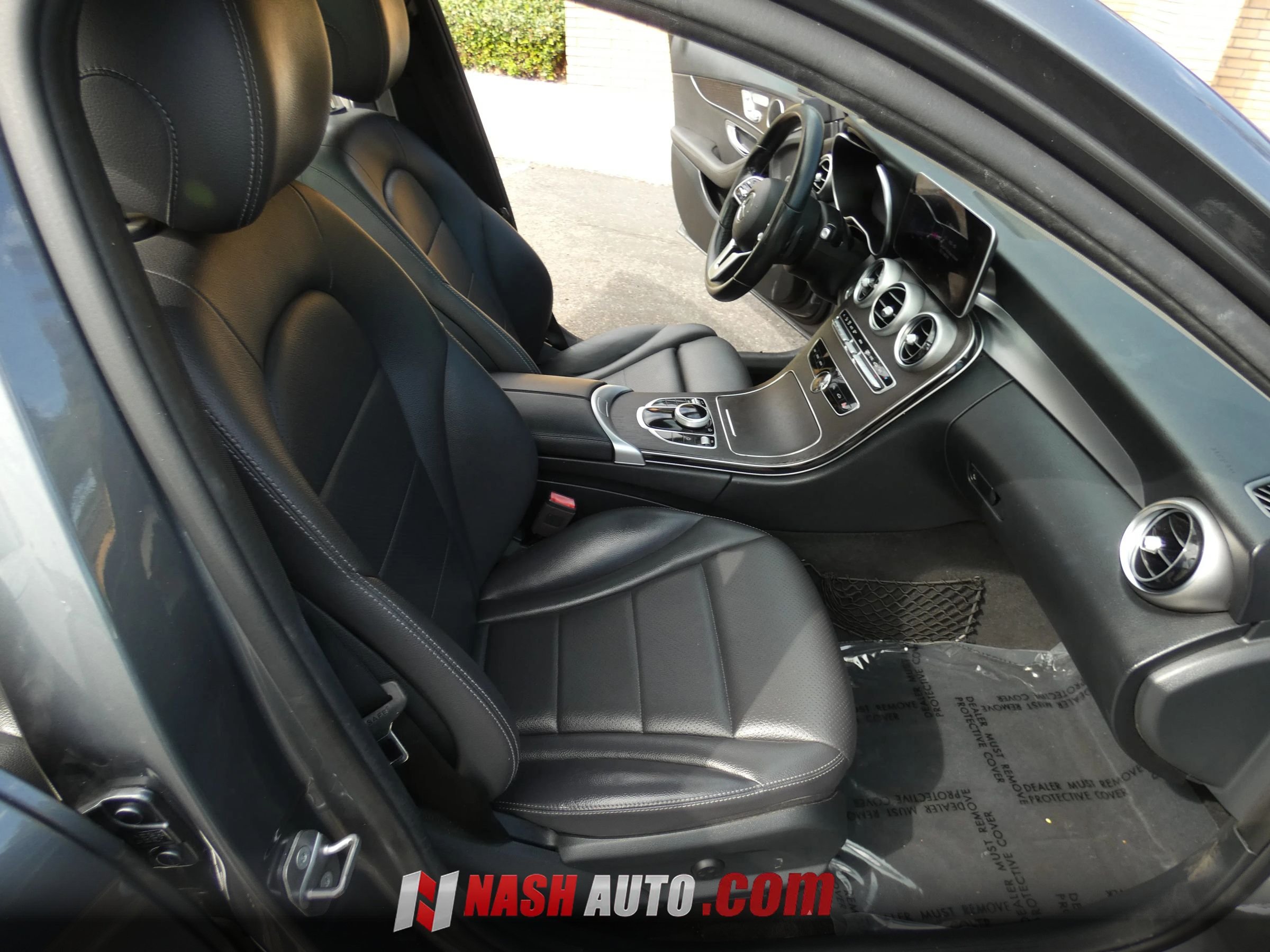 Used 2019 Mercedes-Benz C 300 Sedan image 26