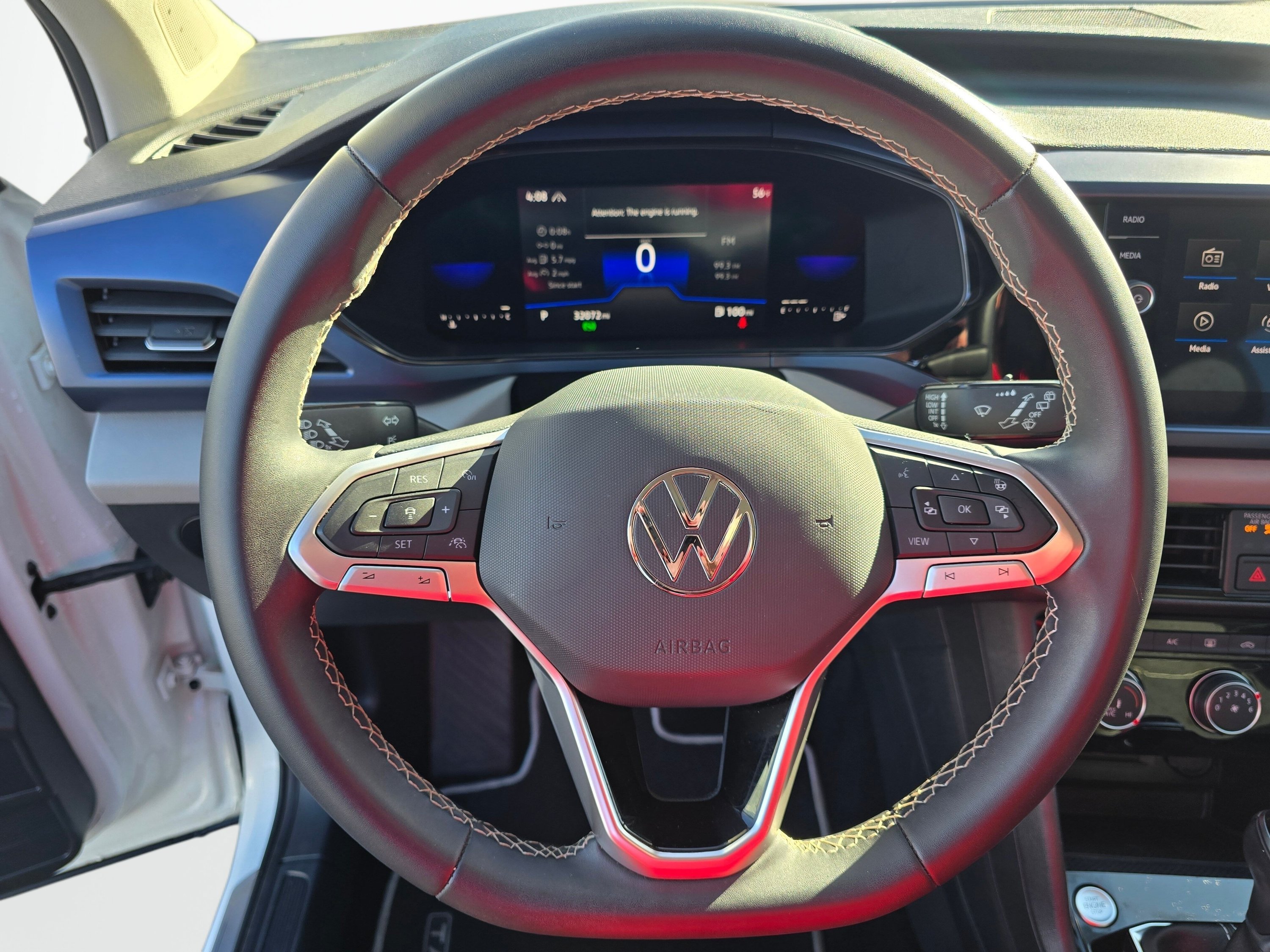 Used 2023 Volkswagen Taos SE w/ Panoramic Sunroof Package AWD/4WD image 13