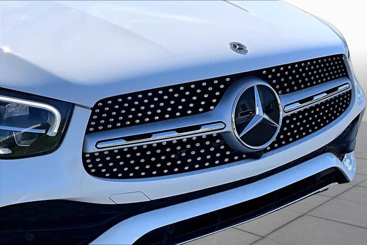 Used 2022 Mercedes-Benz GLC 300 4MATIC image 29