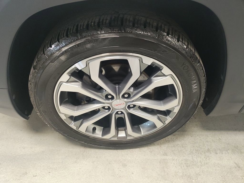 Used 2020 GMC Terrain SLT w/ Preferred Package image 19