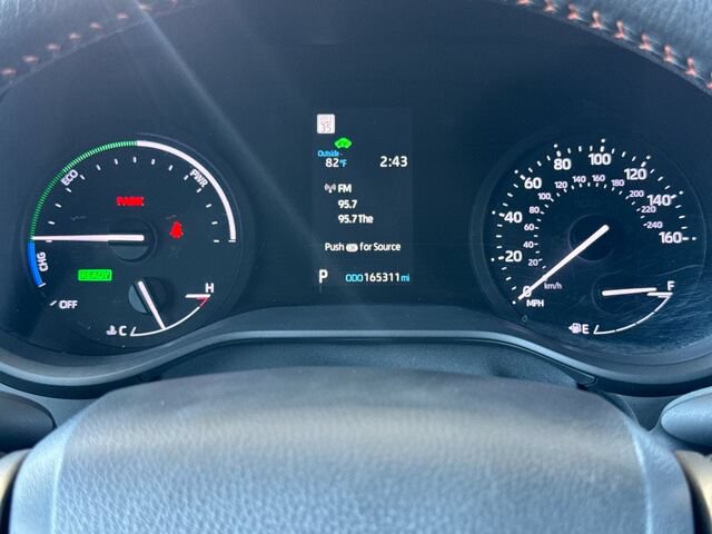 Used 2021 Toyota Sienna XSE FWD image 32