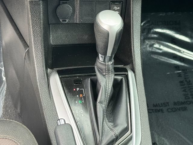 Used 2017 Toyota Corolla LE w/ Carpet Mat Package (TMS) FWD image 19