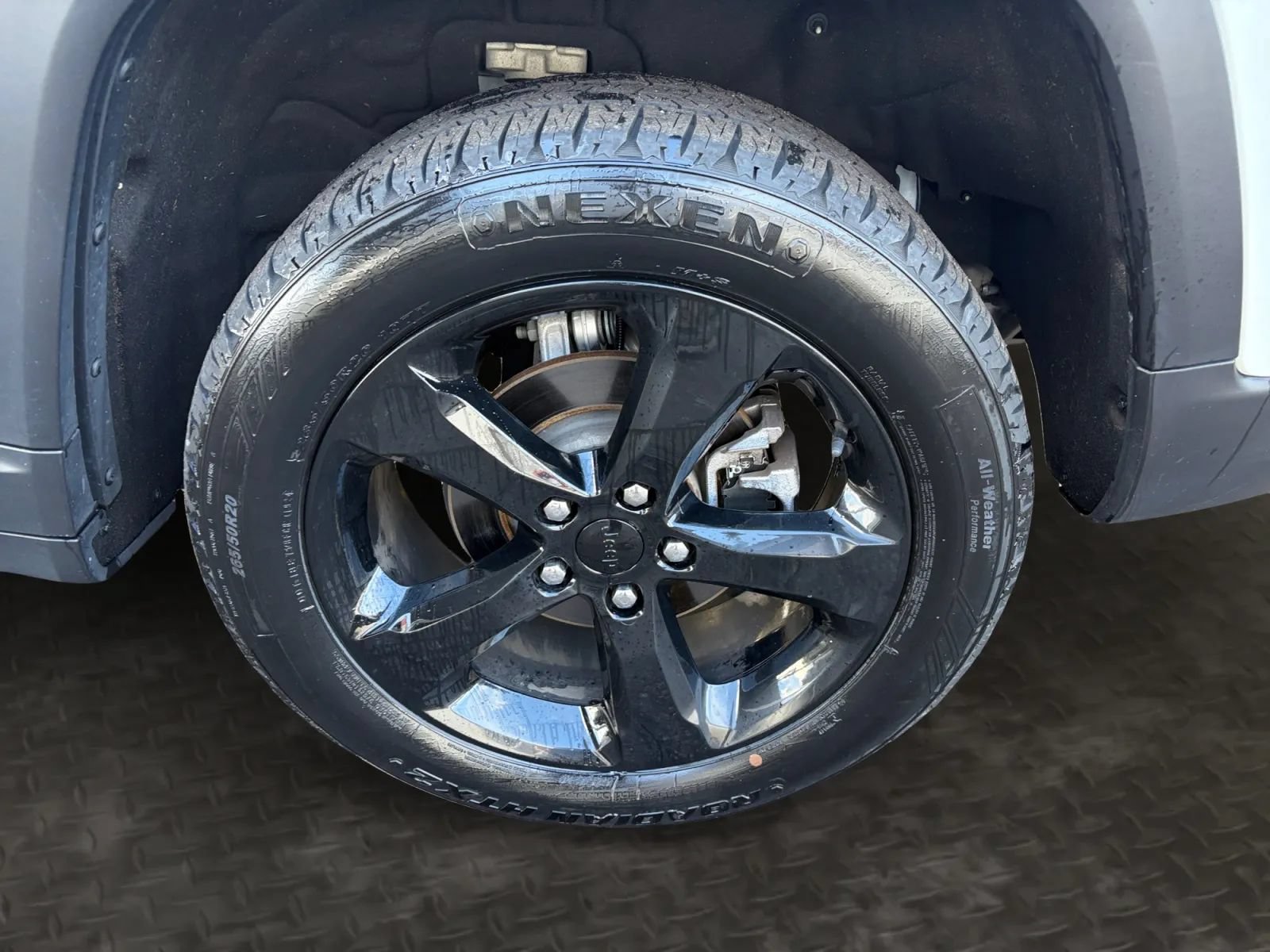 Used 2022 Jeep Grand Cherokee Altitude AWD/4WD image 42