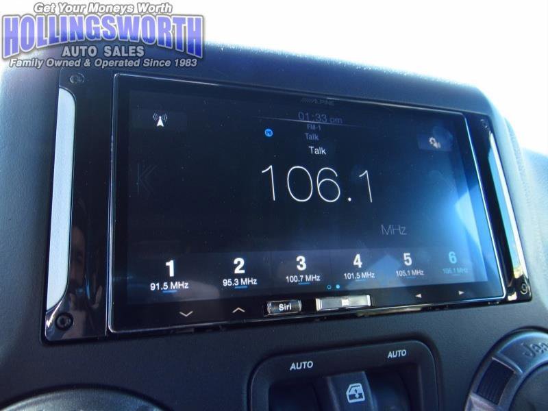 Used 2018 Jeep Wrangler Unlimited Sport image 12