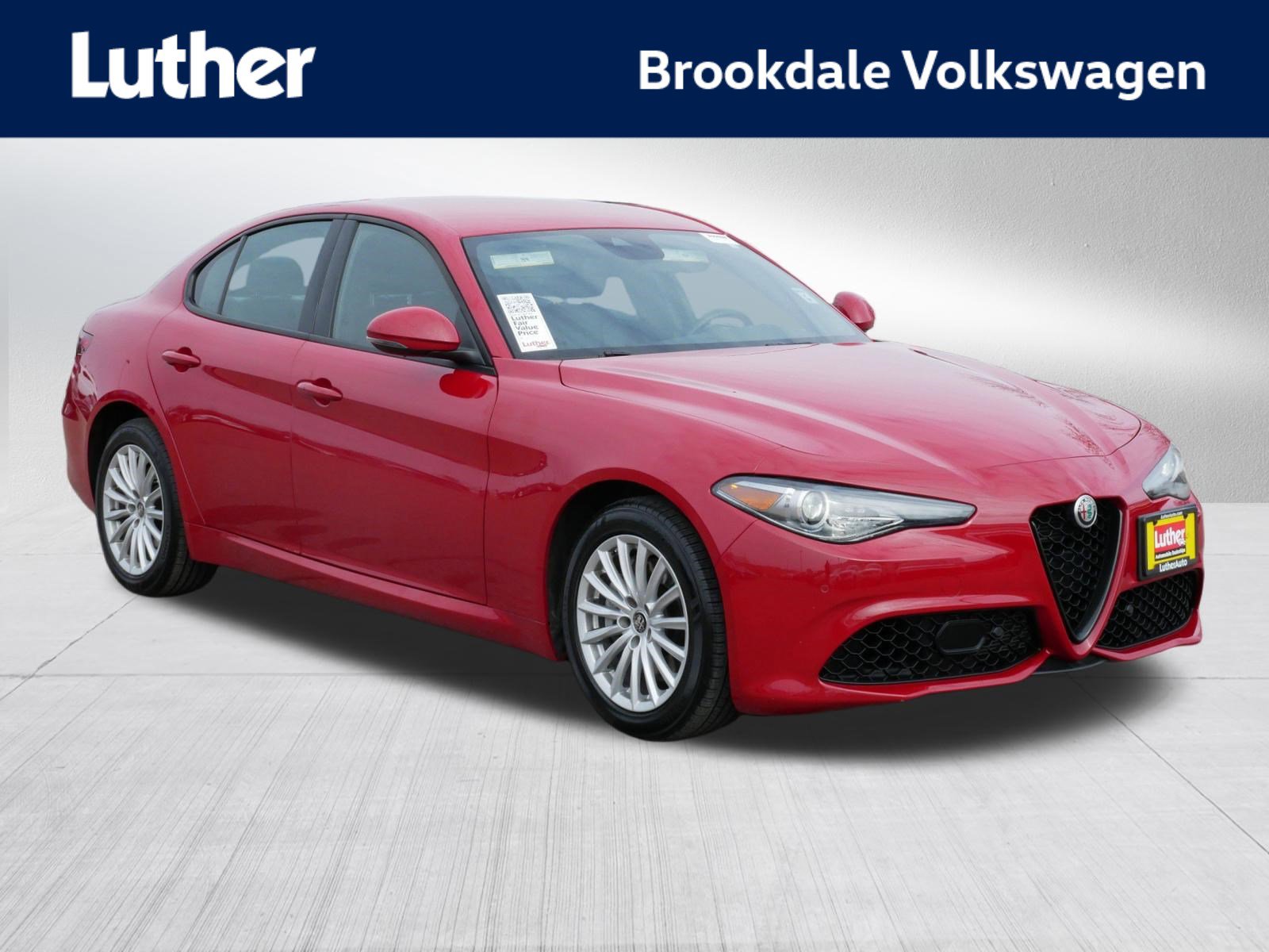 Used 2022 Alfa Romeo Giulia Sprint image 1