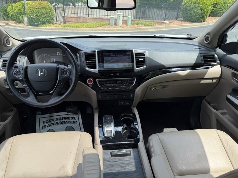Used 2016 Honda Pilot Touring image 27