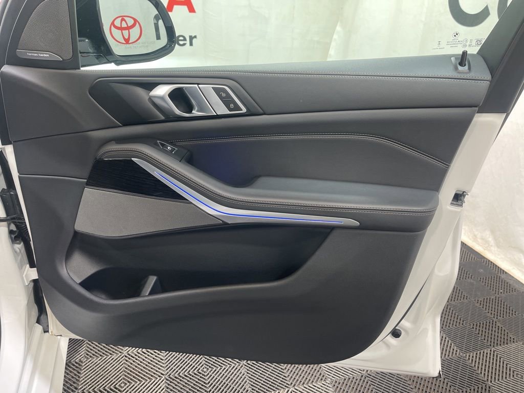Used 2026 BMW X5 xDrive40i image 12