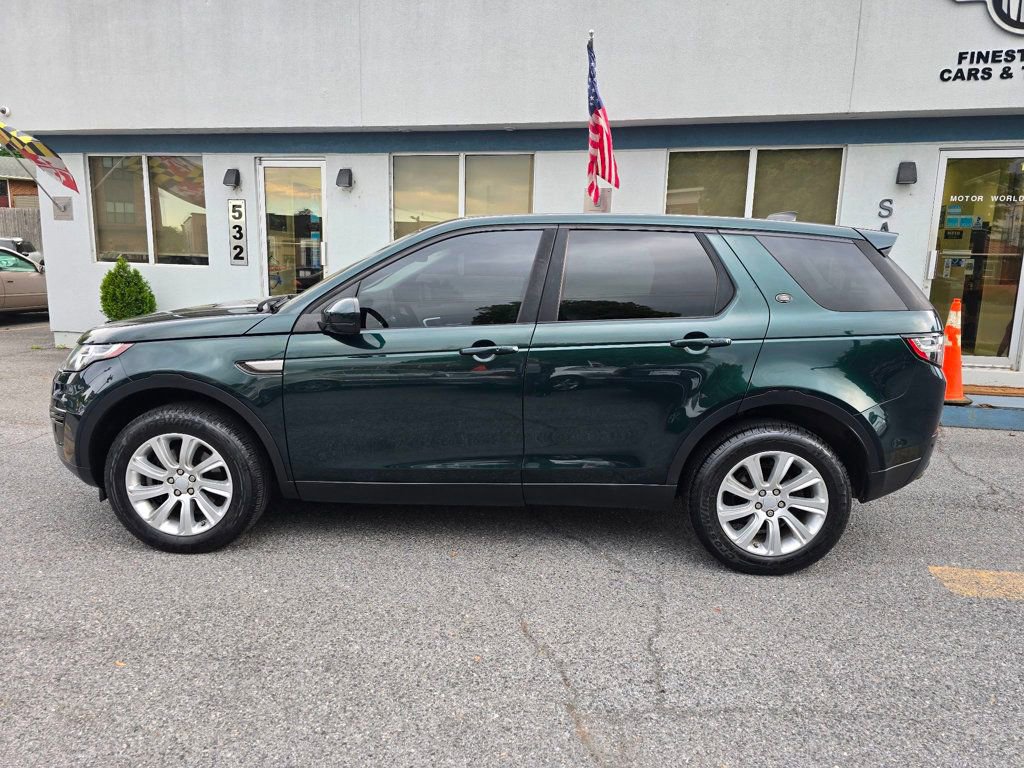 Used 2017 Land Rover Discovery Sport SE AWD/4WD image 8