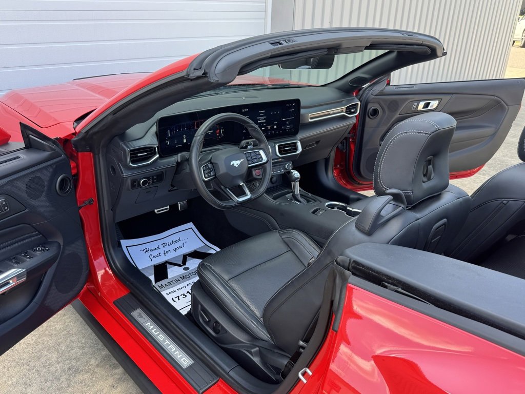 Used 2024 Ford Mustang GT Premium image 27