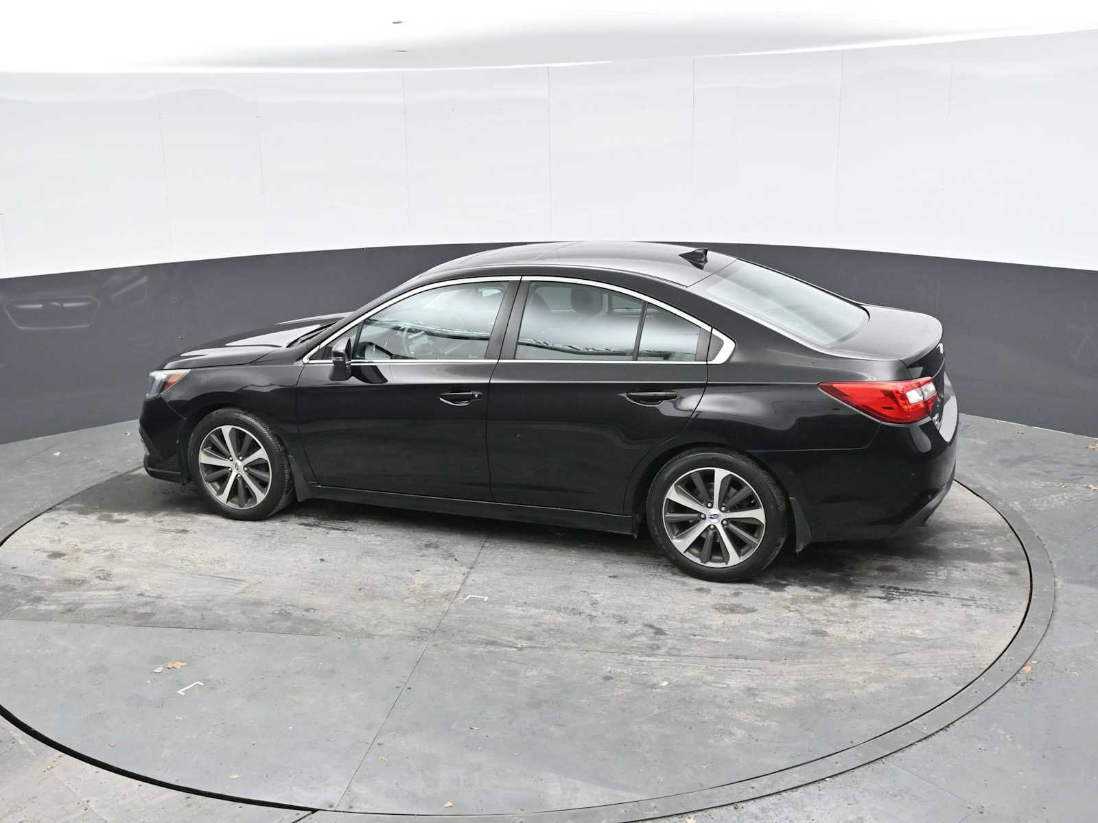Used 2018 Subaru Legacy 2.5i Limited AWD/4WD image 30