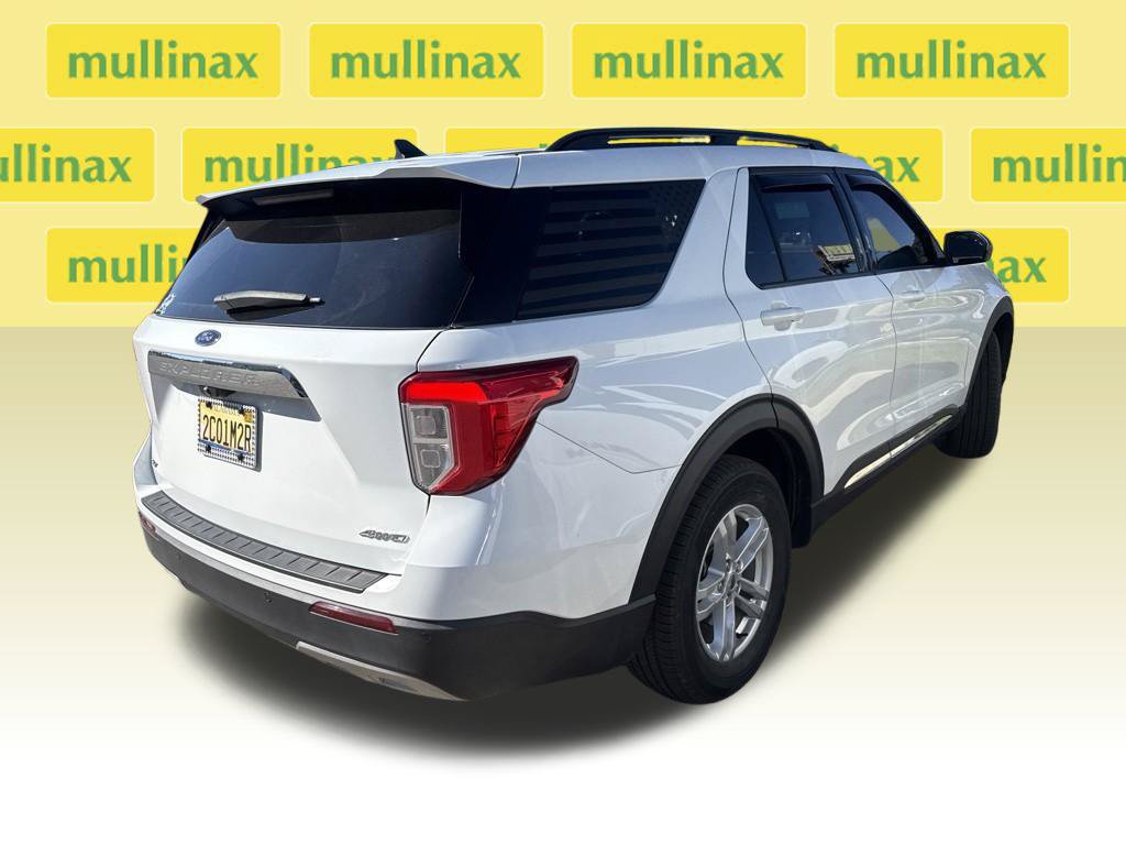Certified 2023 Ford Explorer XLT w/ Equipment Group 202A AWD/4WD image 6