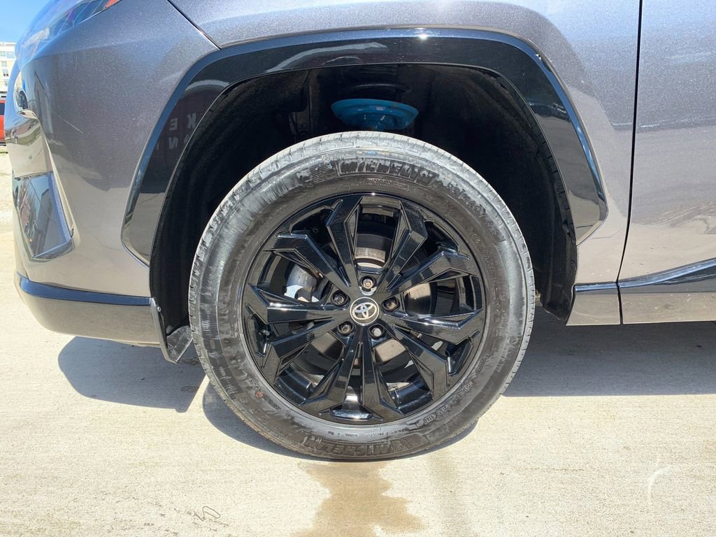 Used 2024 Toyota RAV4 XSE w/ Advanced Technology Package image 34