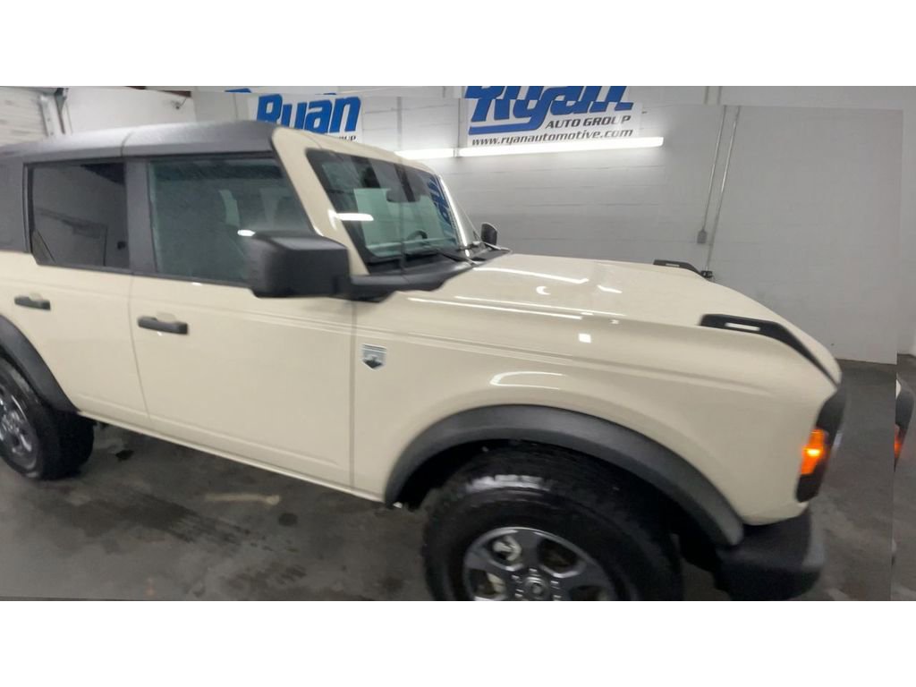 Used 2025 Ford Bronco Big Bend image 2