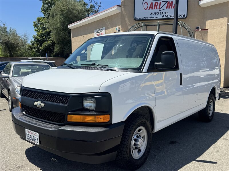 Used 2017 Chevrolet Express 2500 RWD image 1