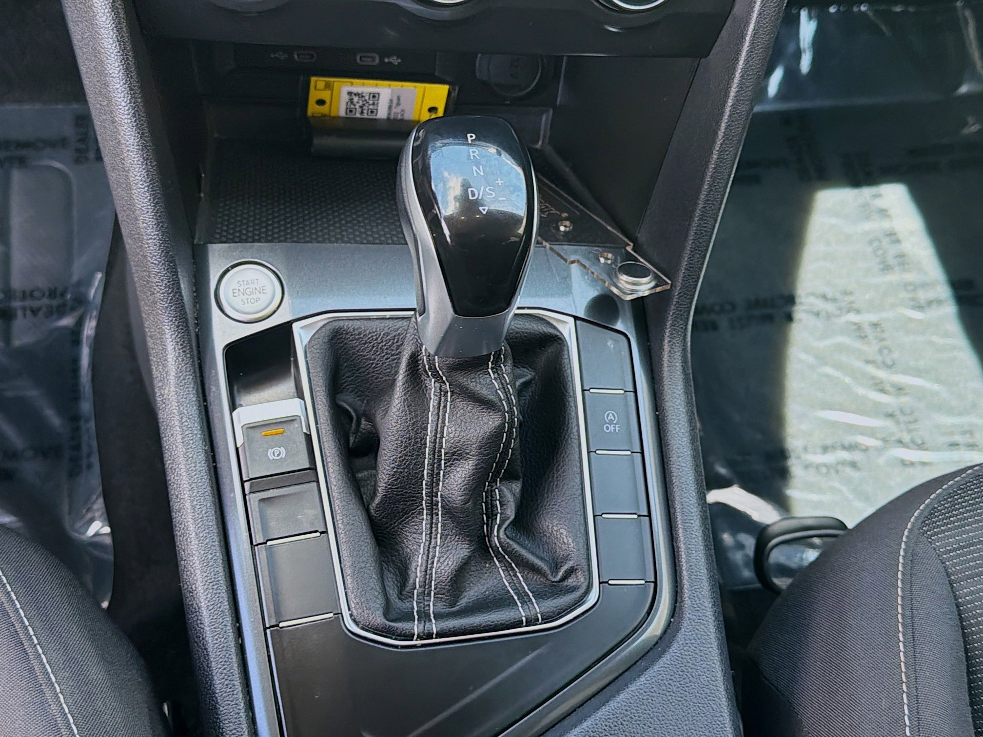 Used 2022 Volkswagen Tiguan S FWD image 16