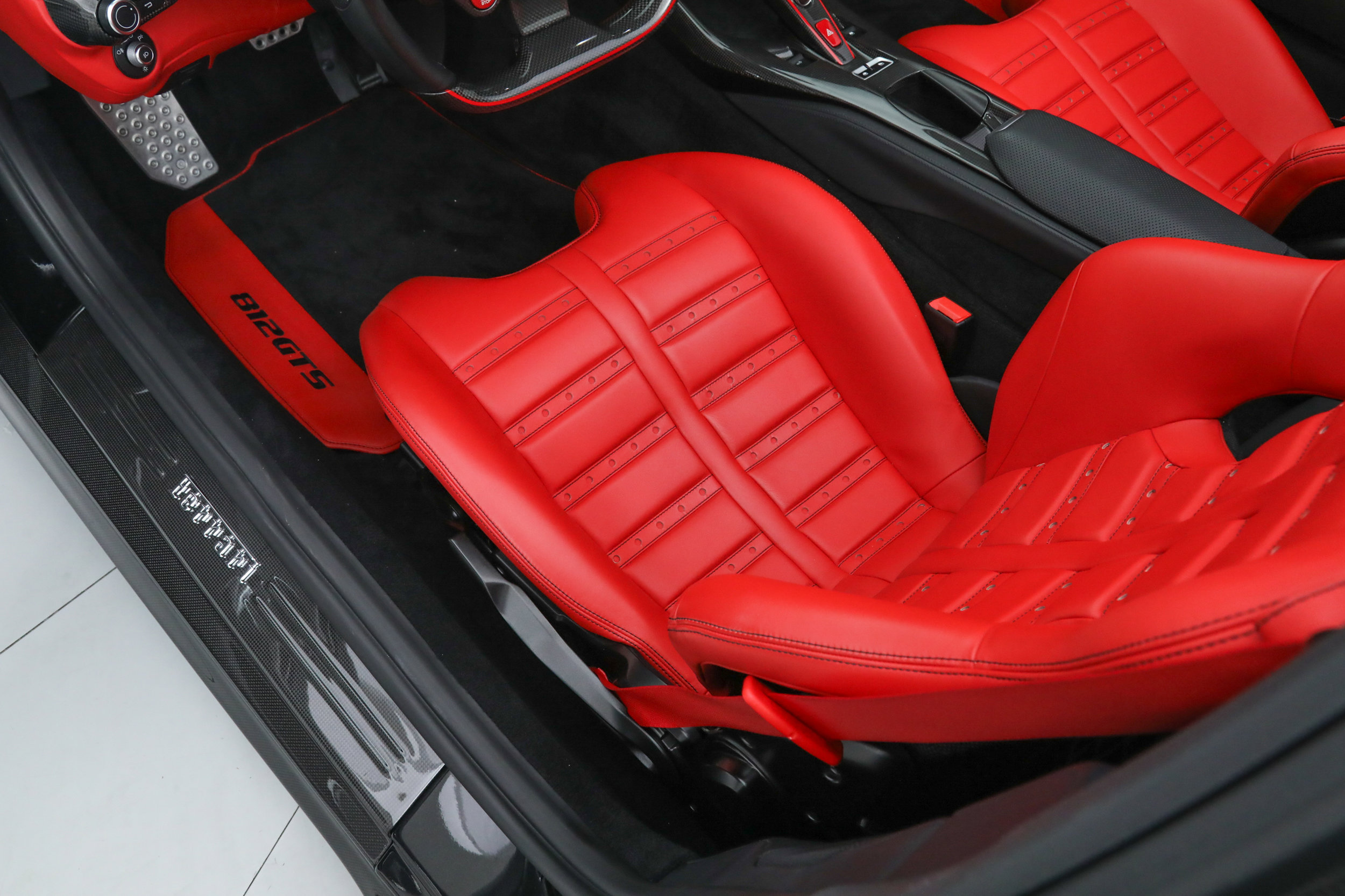 Certified 2023 Ferrari 812 GTS image 29