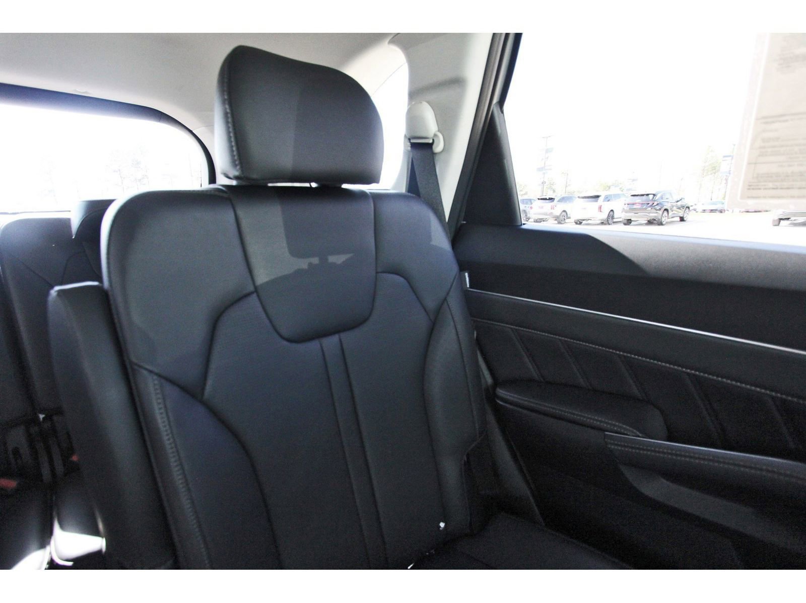 Used 2025 Kia Sorento SX image 13