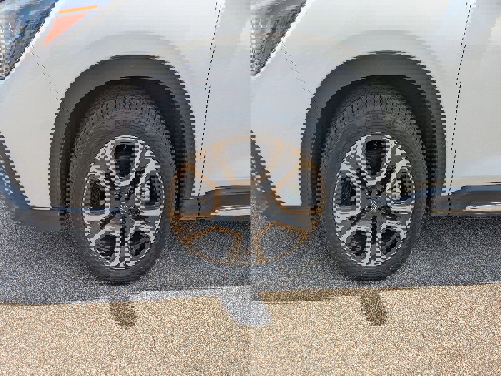 Used 2023 Subaru Ascent Limited w/ Technology Package image 28