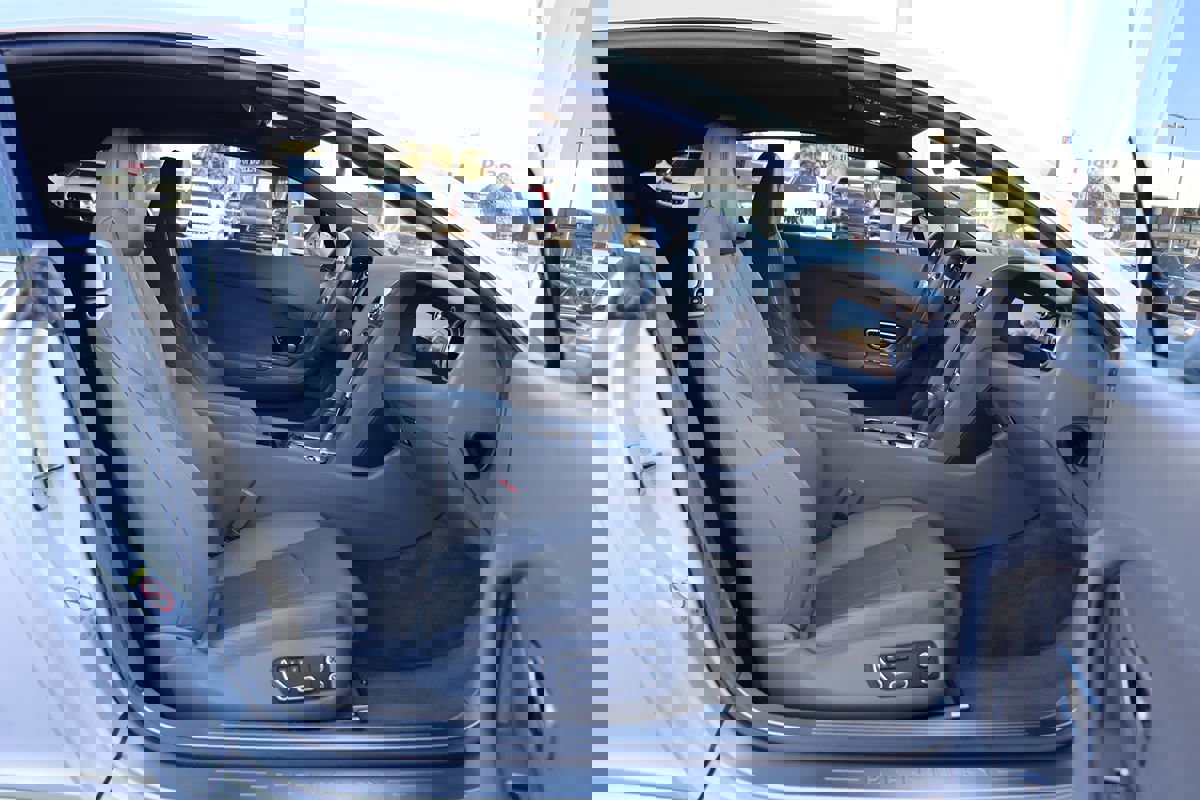 Used 2013 Bentley Continental GT image 32