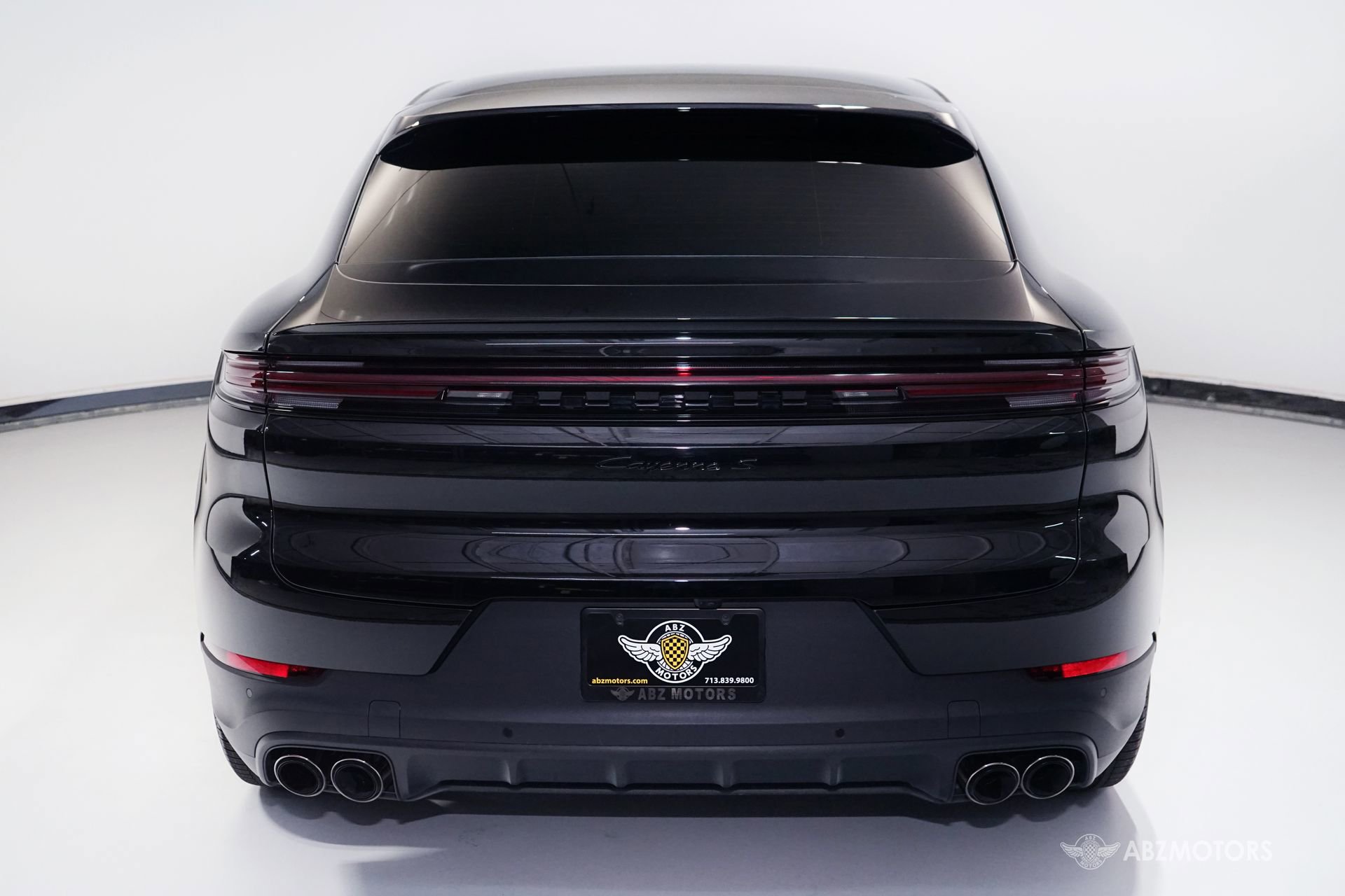 Used 2024 Porsche Cayenne S image 7