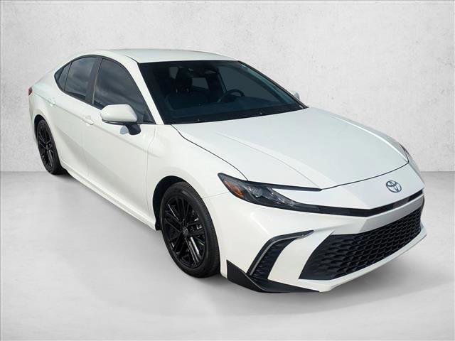 Used 2026 Toyota Camry SE w/ Convenience Package video 3