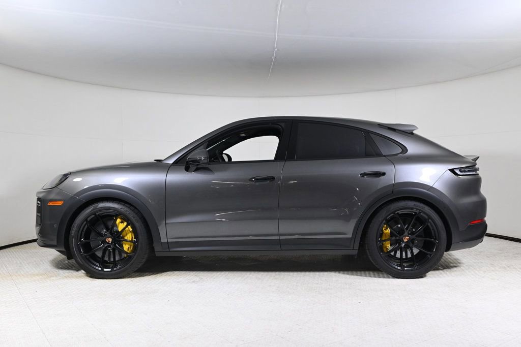 Used 2026 Porsche Cayenne Turbo GT image 2