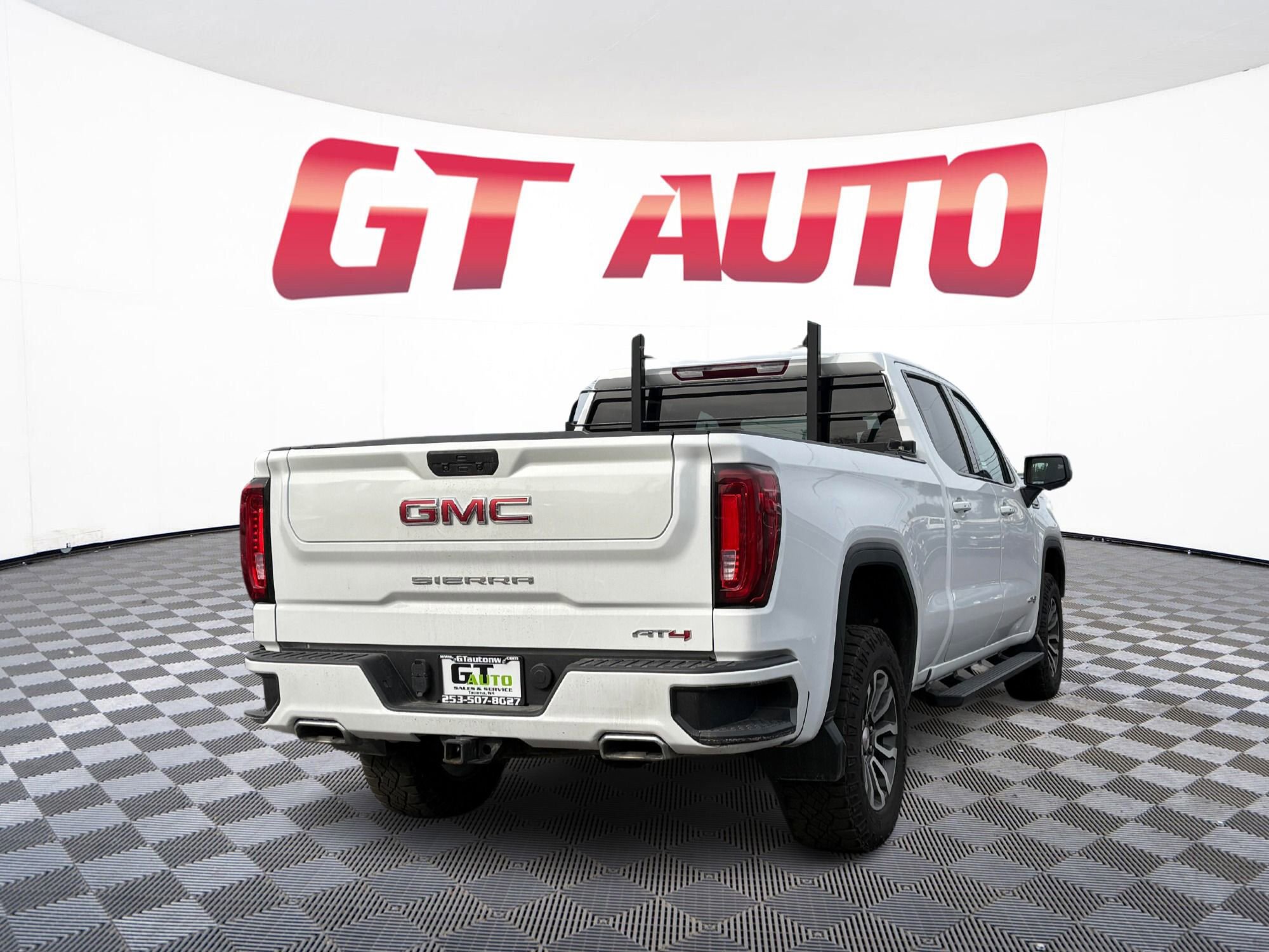 Used 2022 GMC Sierra 1500 AT4 image 6