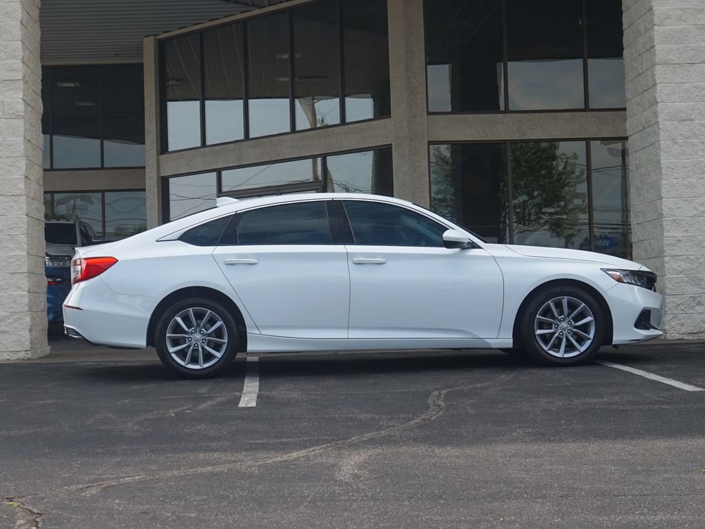 Used 2021 Honda Accord LX image 2