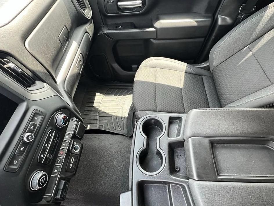Used 2024 Chevrolet Silverado 2500 Custom w/ Custom Convenience Package AWD/4WD image 10