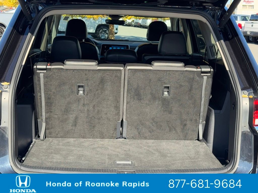 Used 2024 Volkswagen Atlas SE image 18