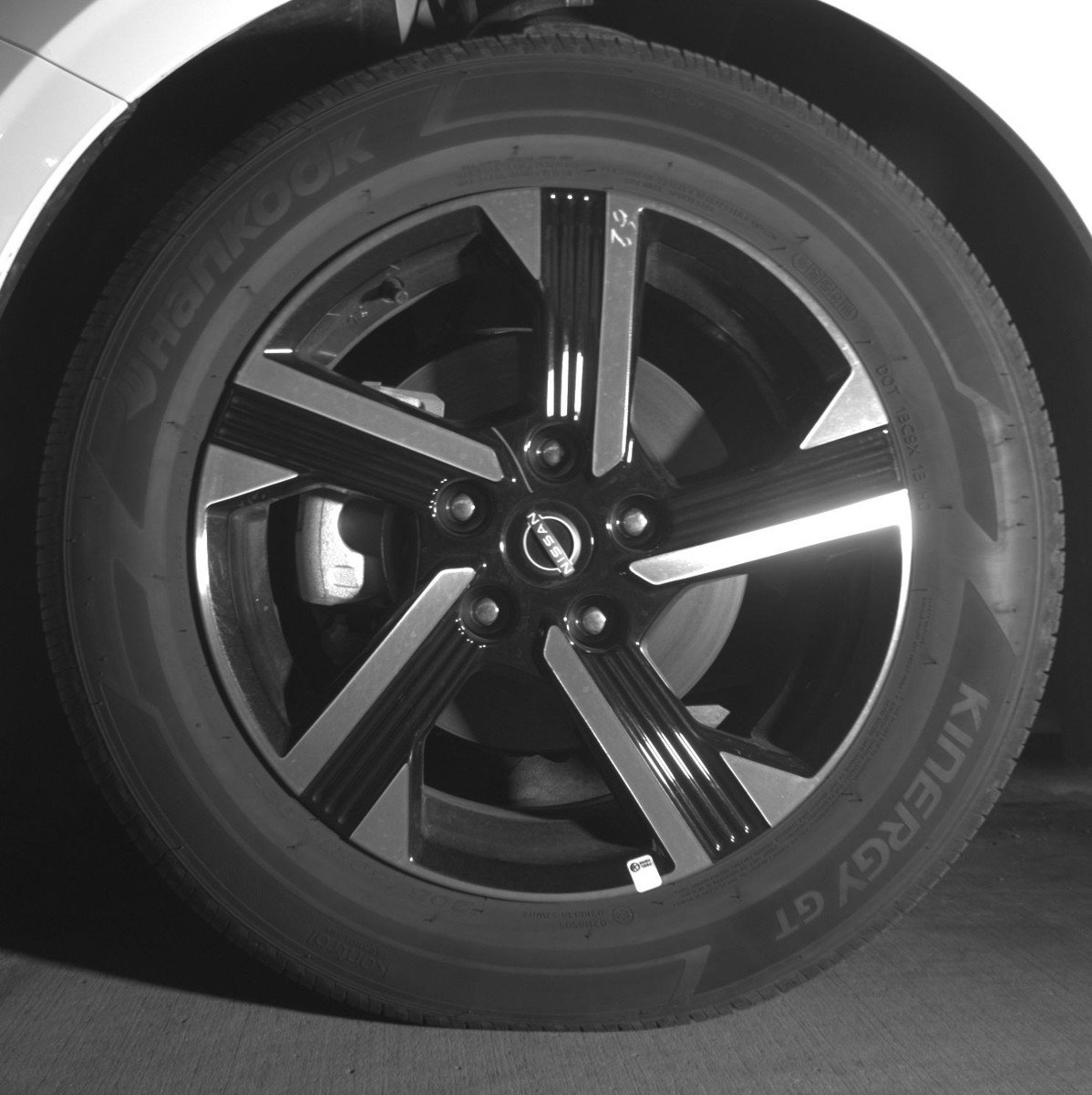 Used 2025 Nissan Sentra SV image 12