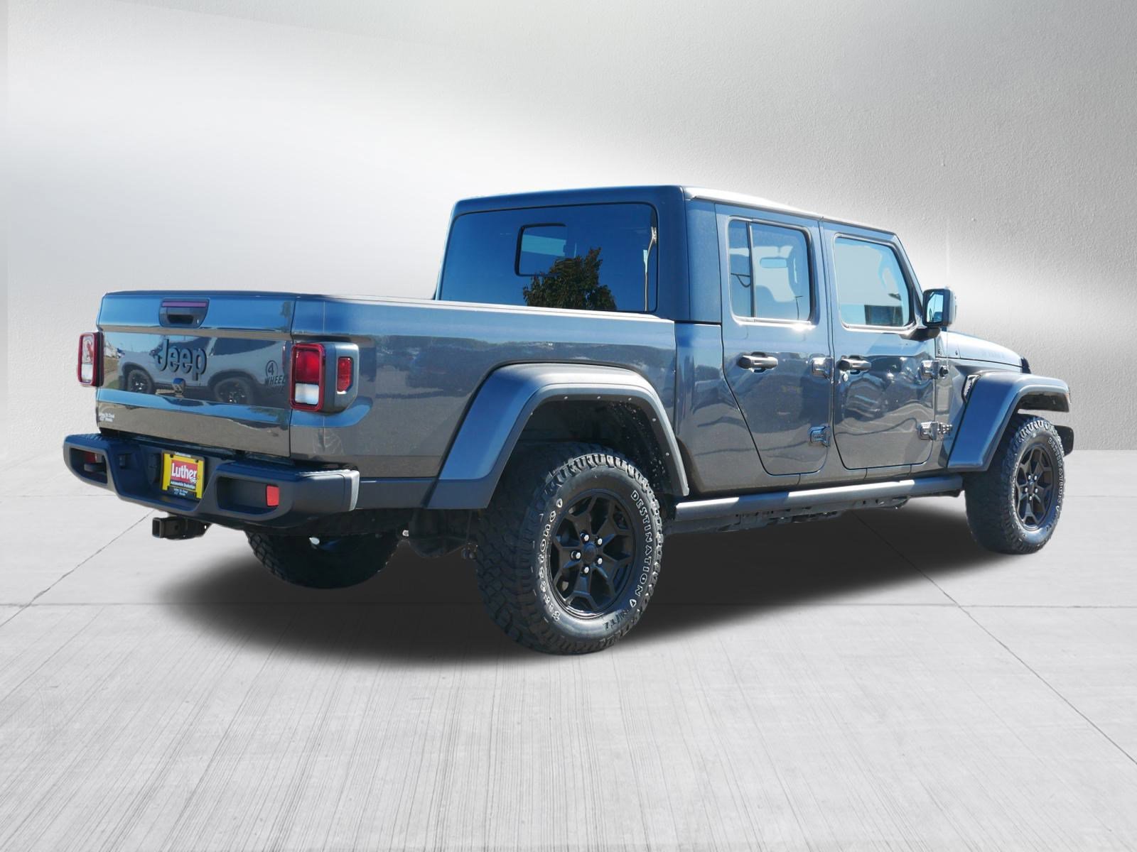 Used 2021 Jeep Gladiator Willys image 7