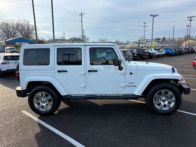 Used 2018 Jeep Wrangler Unlimited Sahara w/ Connectivity Group image 26