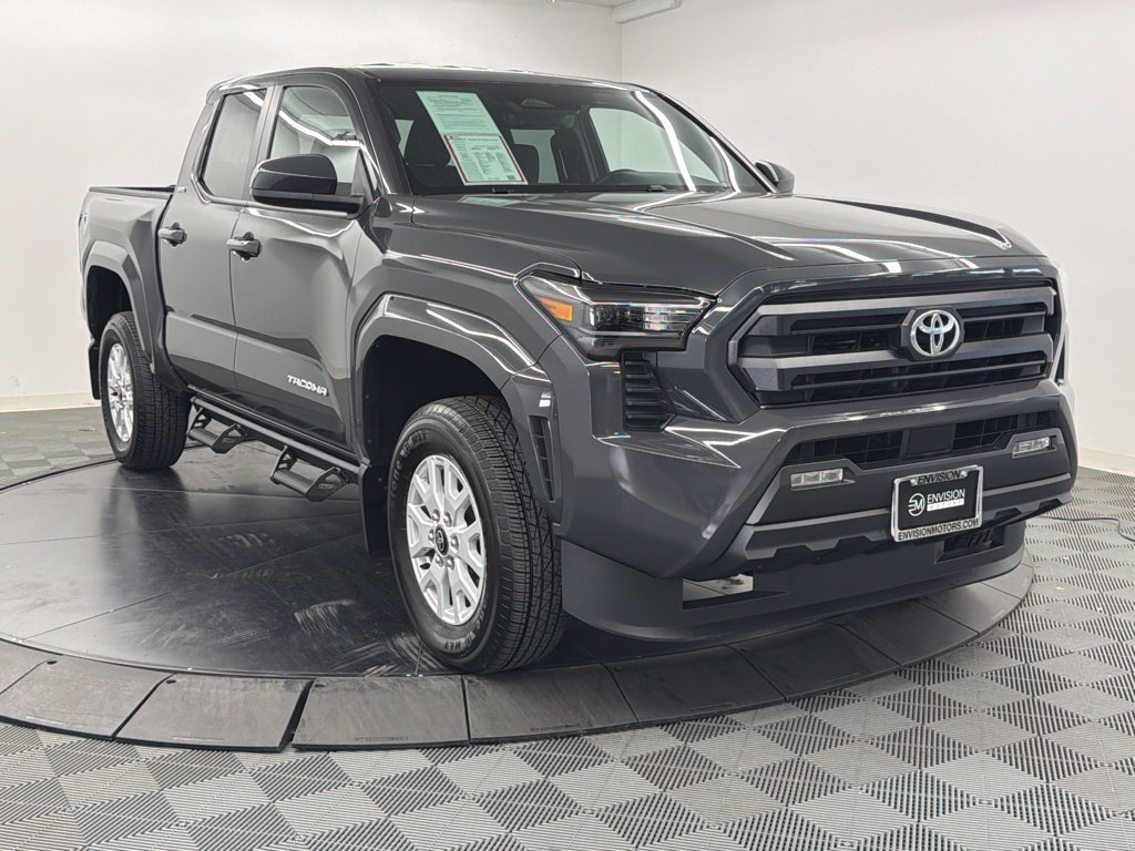 Used 2026 Toyota Tacoma SR5 RWD image 8