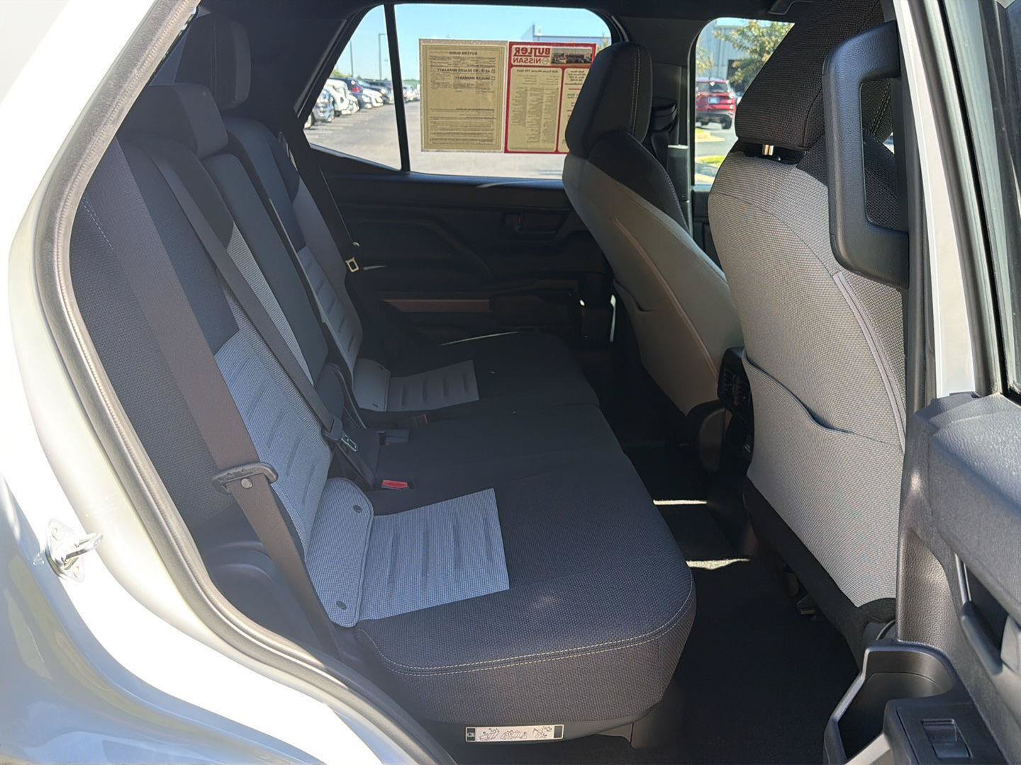 Used 2025 Toyota 4Runner TRD Sport AWD/4WD image 12