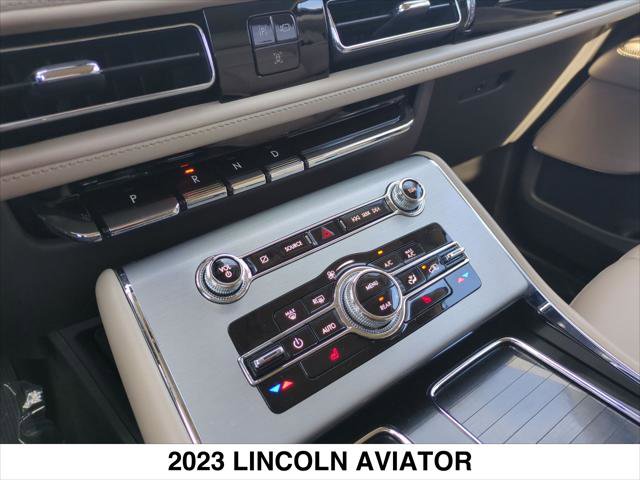 Used 2023 Lincoln Aviator 2WD w/ Class IV Trailer Tow Package image 20