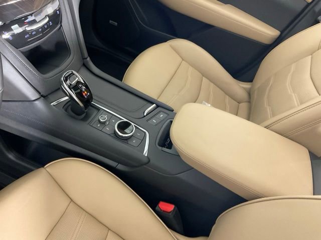 Used 2024 Cadillac XT6 Sport w/ Platinum Package image 14