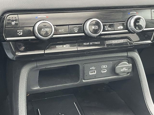 Used 2025 Honda Pilot Touring image 40