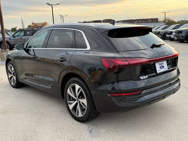 Used 2024 Audi Q8 e-tron Premium Plus w/ Premium Plus Package AWD/4WD image 7