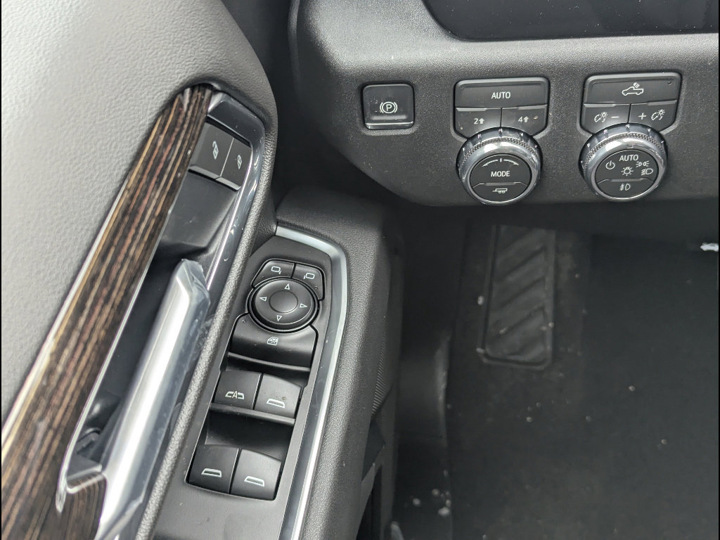 New 2026 GMC Sierra 1500 Elevation image 19