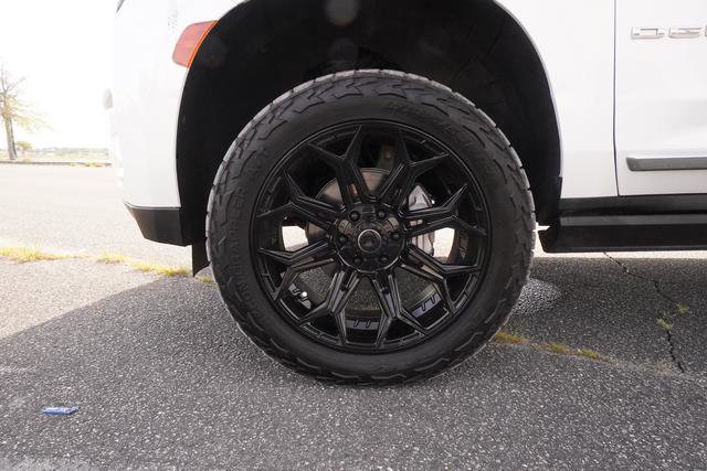 Used 2022 GMC Yukon Denali RWD image 35