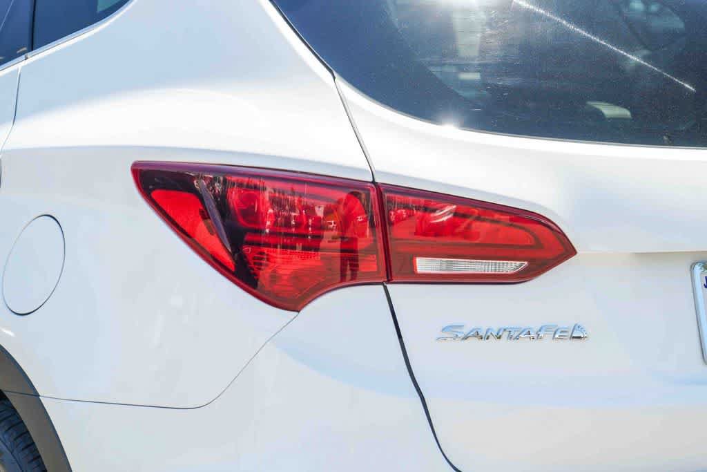 Used 2018 Hyundai Santa Fe Sport w/ Cargo Package AWD/4WD image 7