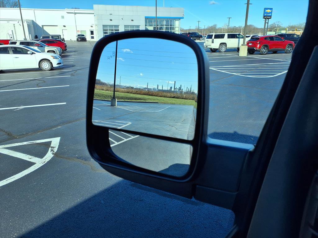 Used 2025 Chevrolet Express 3500 LT w/ LT Preferred Equipment Group RWD image 24