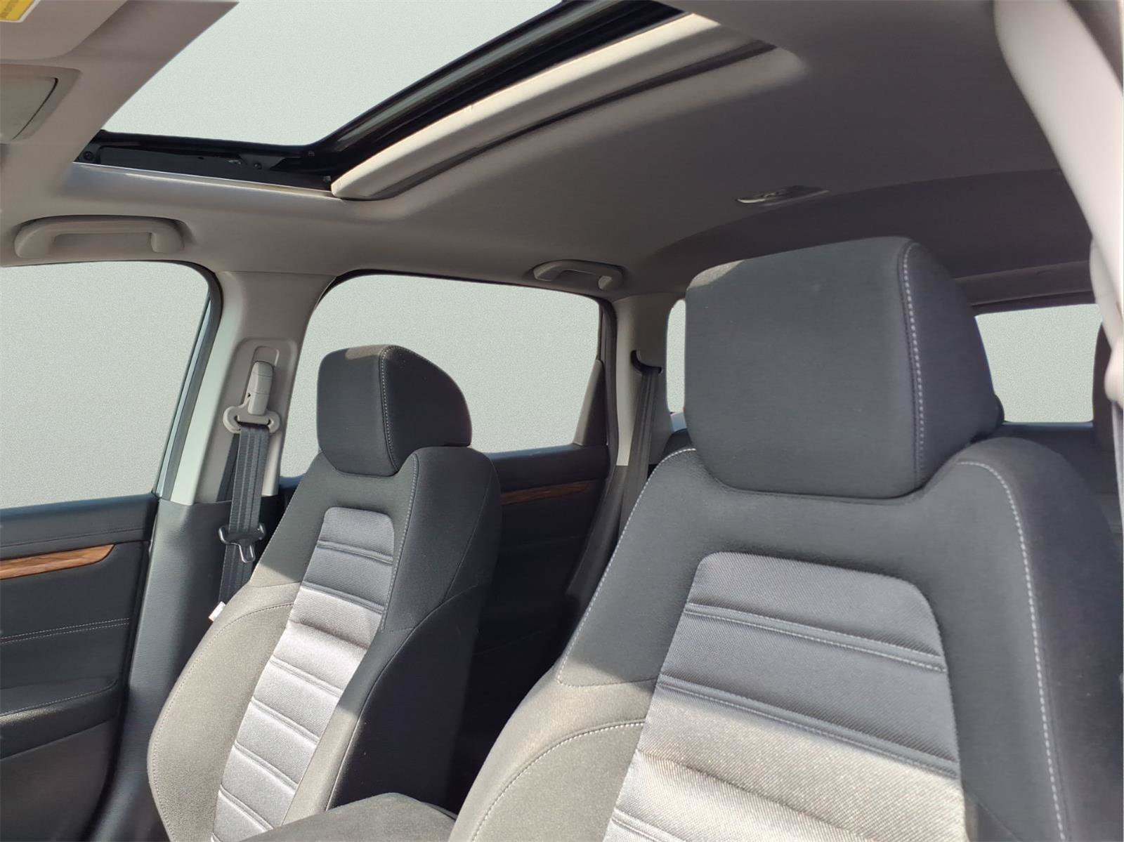Used 2019 Honda CR-V EX image 16