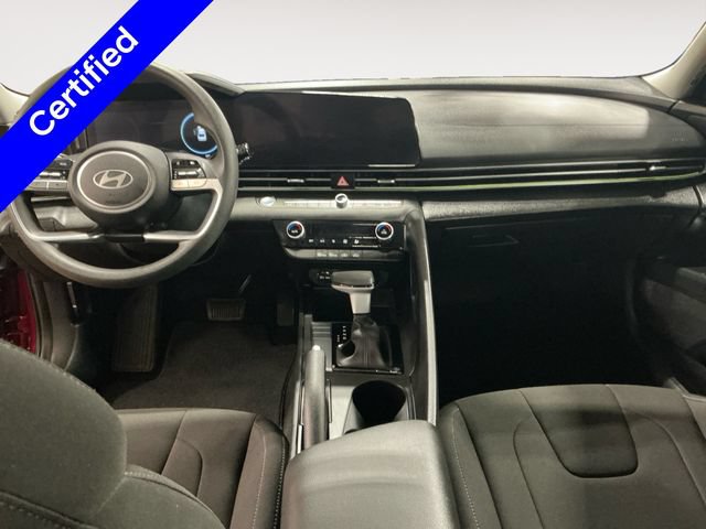Certified 2024 Hyundai Elantra SEL FWD image 11